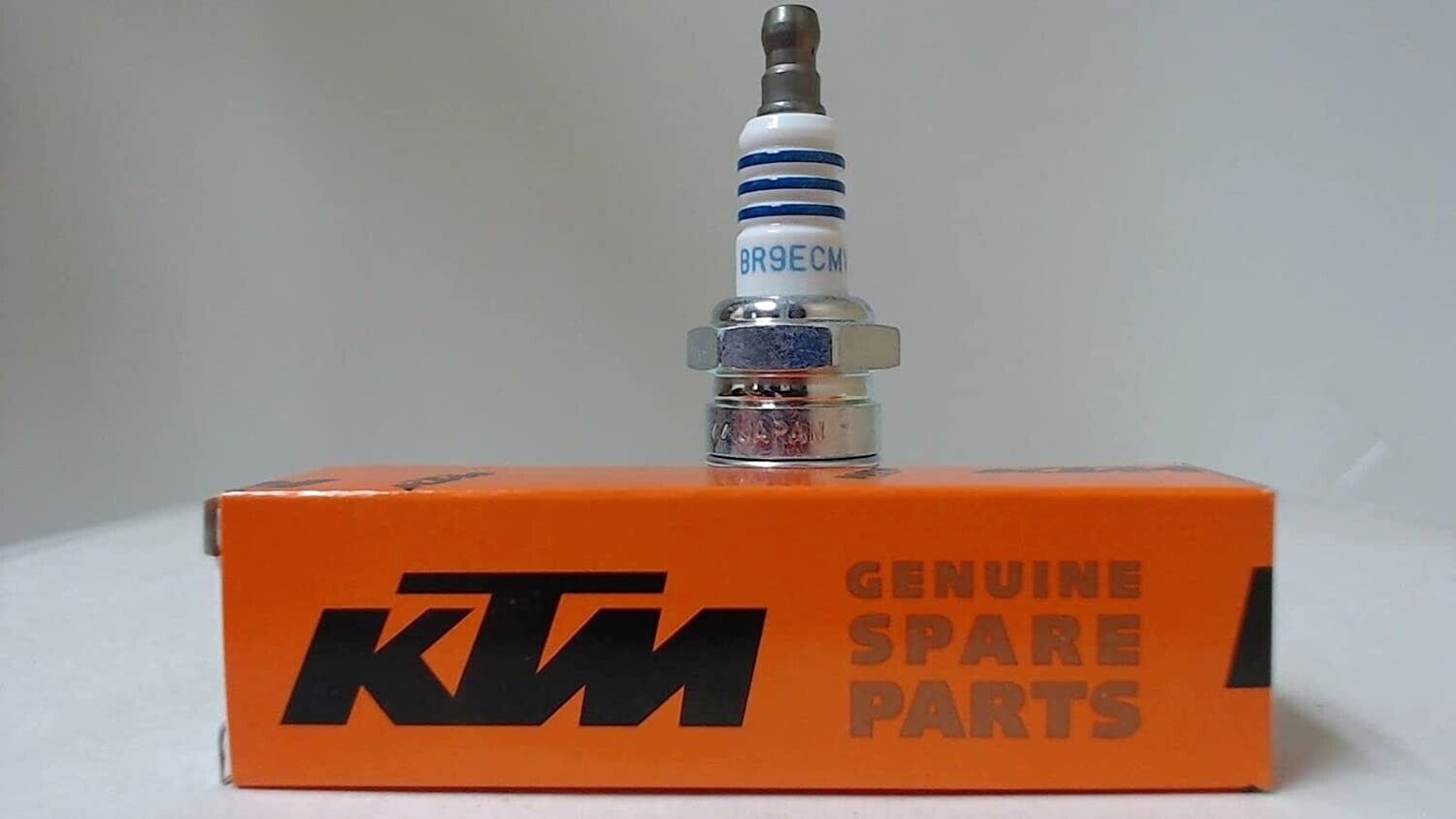 KTM 51539093000 SPARK PLUG BR9ECMVX | eBay